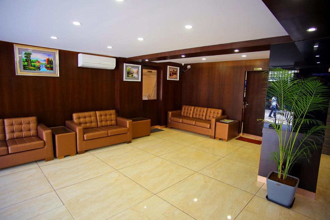 The Lounge Business Hotel Bangalore Luaran gambar