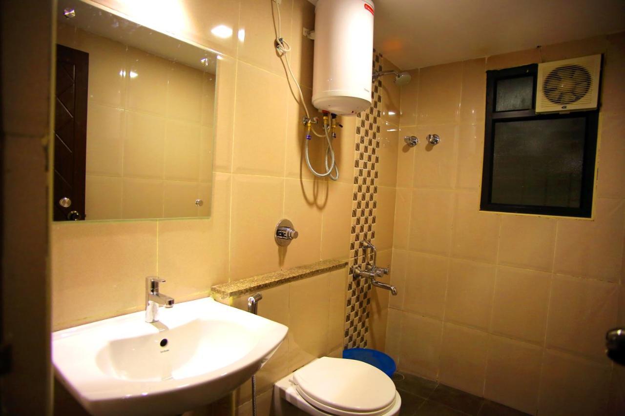 The Lounge Business Hotel Bangalore Luaran gambar